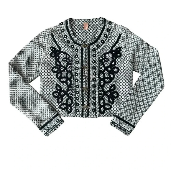 FARM Rio Sweaters - FARM Rio Abstract Black and White Geometric Woven Cardigan